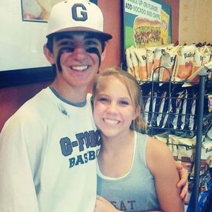 Meet your Posher, Drew